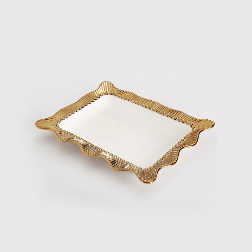 Picture of Ruche Serving Rectangle Plate Small Size - Gold